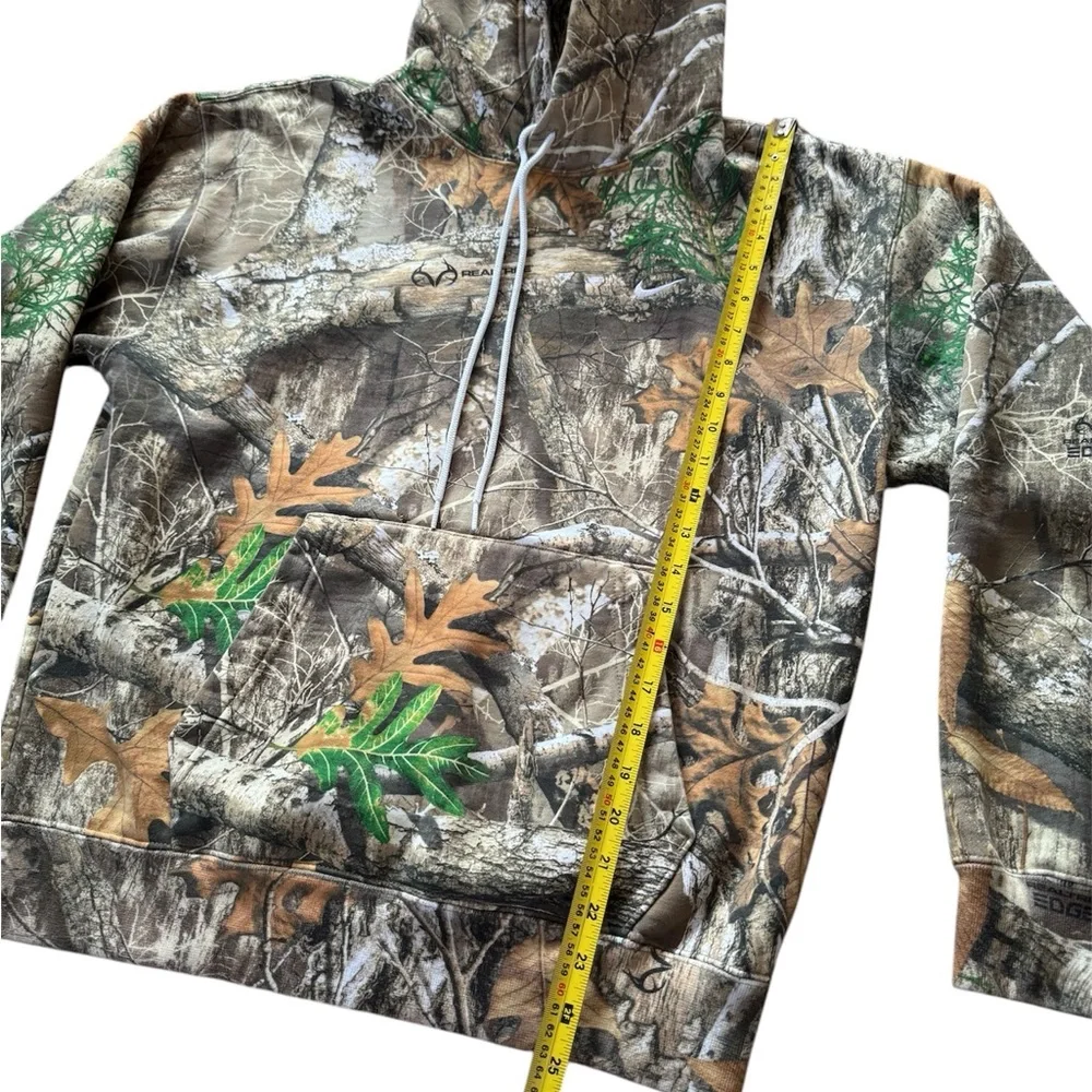 Nike SB RealTree Camo Hoodie Men Size Small EUC - Picture 4 of 6